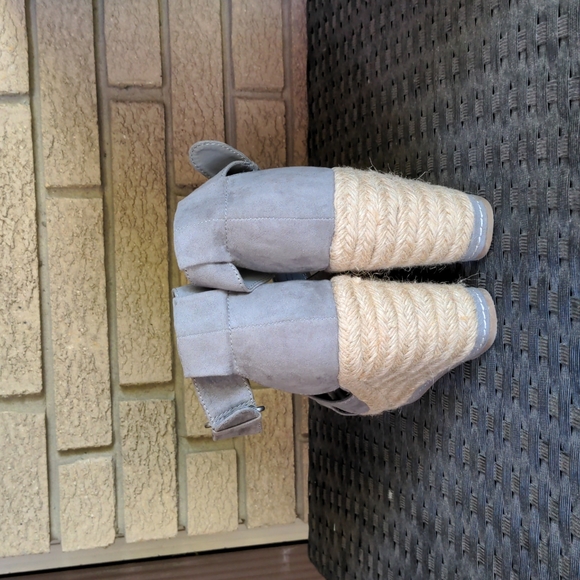 Universal Thread espadrille wedges - Picture 4 of 7